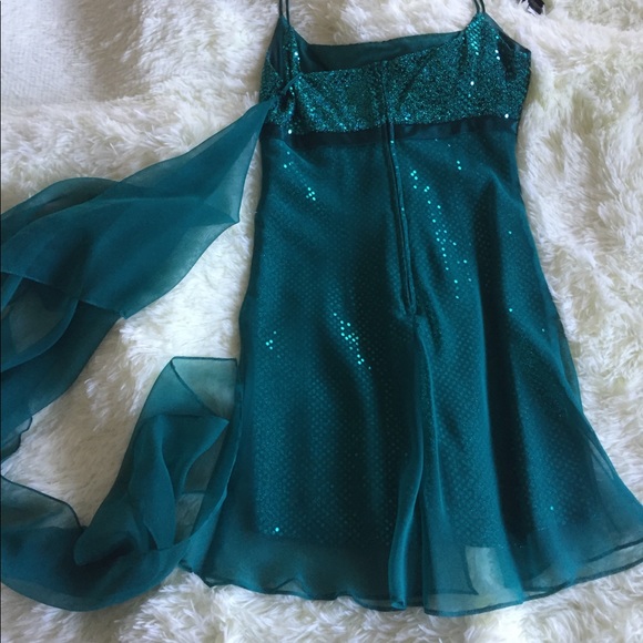 Cocktail dress - Picture 2 of 3